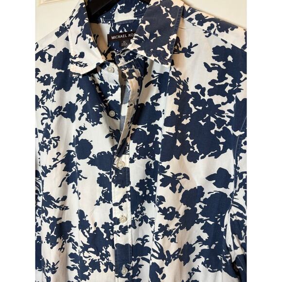 Michael Kors Pattern Button Up - Size XL - Picture 3 of 6